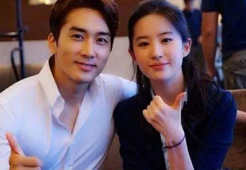 娱乐圈吃瓜读心小说推荐,吃瓜读心，揭秘明星背后的秘密